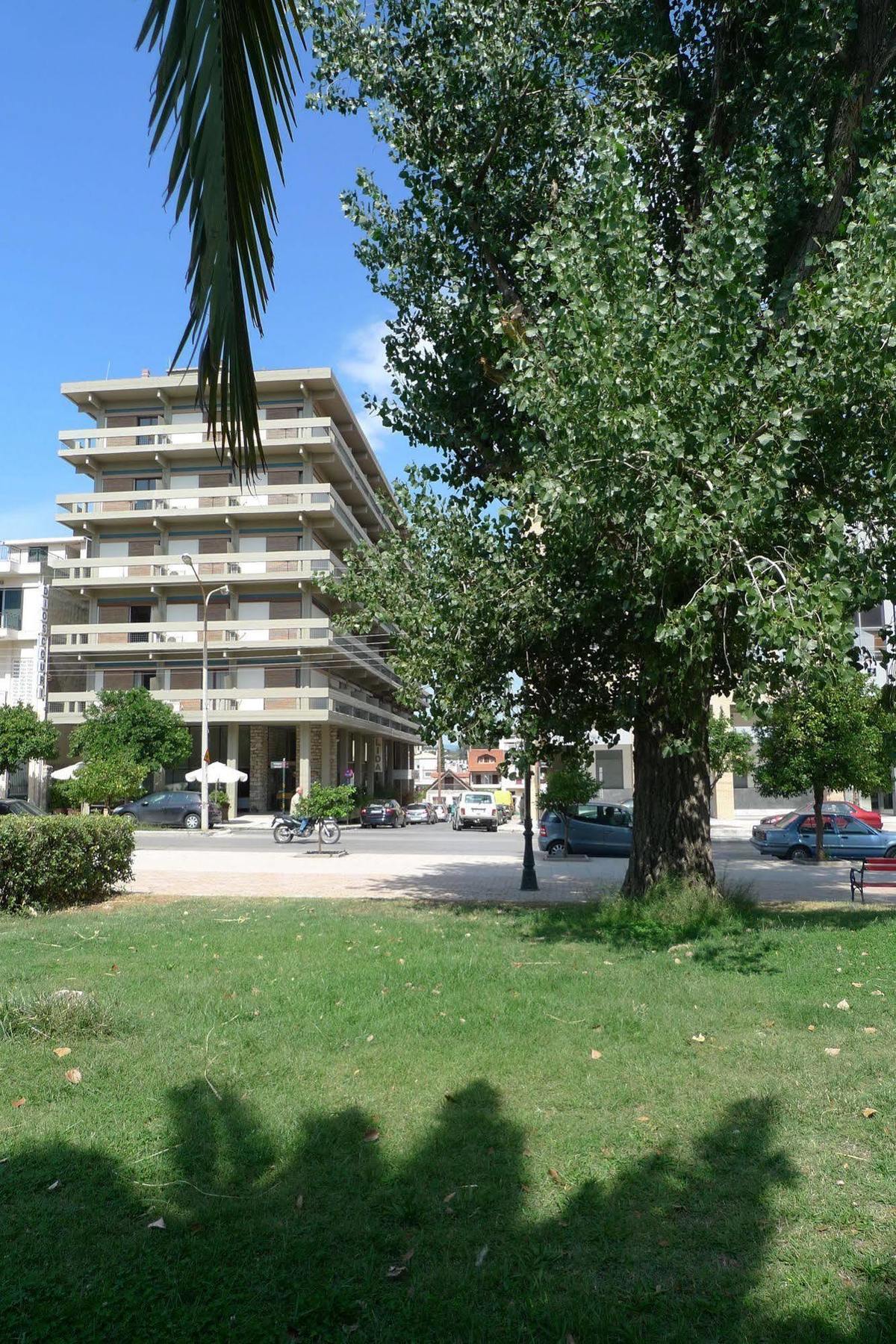 Dioscouri Hotel EEsparta Exterior foto